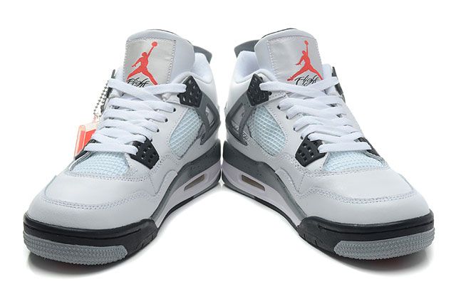 Nike Air Jordan 4 Retro